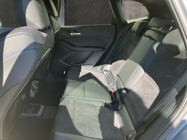 BMW 218 218d Active Tourer Sedan