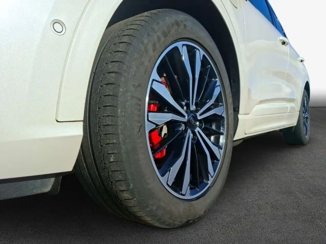 Ford Kuga Plug in Hybrid ST Line X