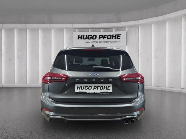 Ford Focus ST Line Wagon