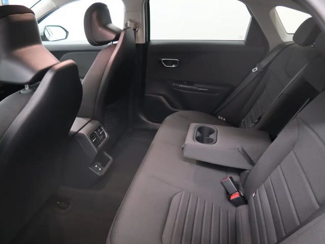 Kia K4 1,0 TGDI 48V Mildhybrid Silber