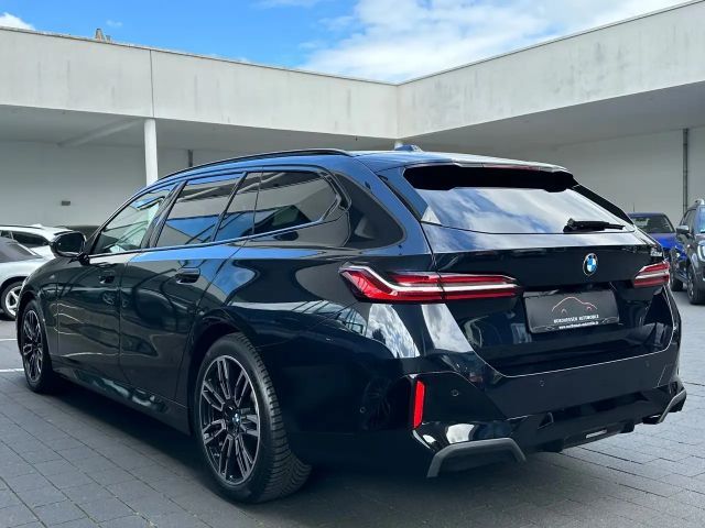 BMW 520 520d M-Sport Touring