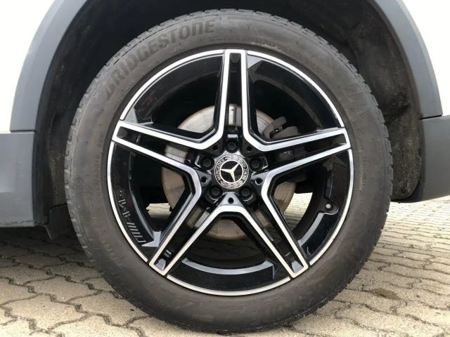 Mercedes-Benz GLA 220 AMG Line GLA 220 d