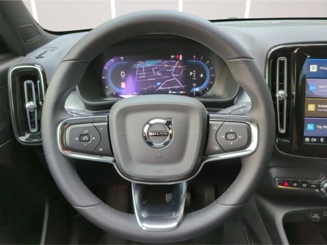 Volvo XC40 Dark Plus