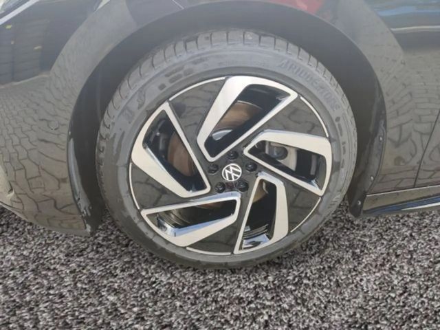 Volkswagen ID.7 IQ.Drive Pro