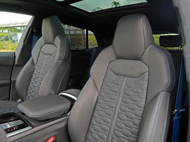 Audi RS Q8 perf 305KMH AHK MASSAGE OLED LASER KERAMIK