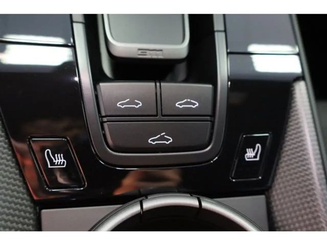 Porsche 911 Carrera Coupé GTS