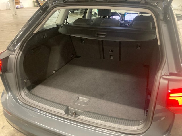 Volkswagen Golf 2.0 TDI Golf VIII Variant