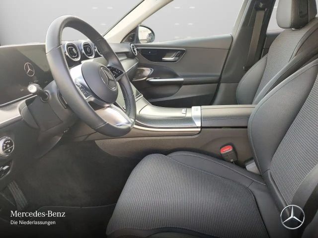 Mercedes-Benz C 180 AVANTGARDE Sedan