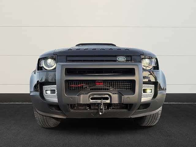 Land Rover Defender 110