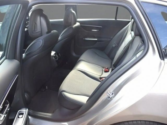 Mercedes-Benz C 180 AVANTGARDE Estate