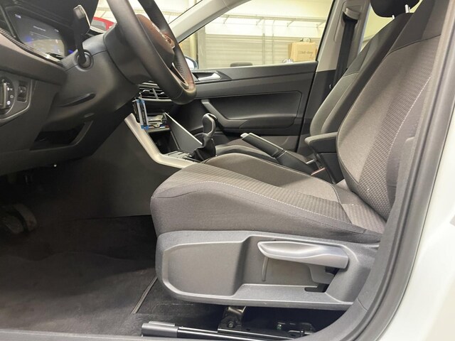 Volkswagen Polo VI 1.0 Kam. Navi Virtual DynLicht LED