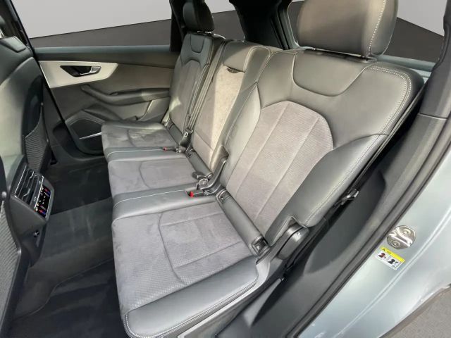 Audi Q7 50 TDI Quattro S-Line