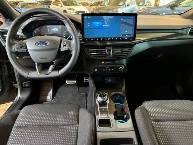 Ford Focus ST Line Wagon