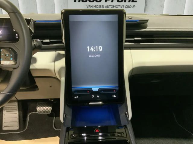 Ford Capri Extended range Premium RWD