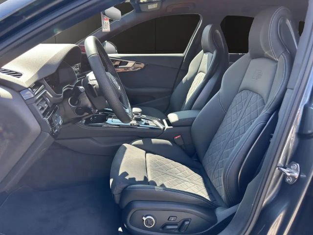 Audi S4 Avant Quattro