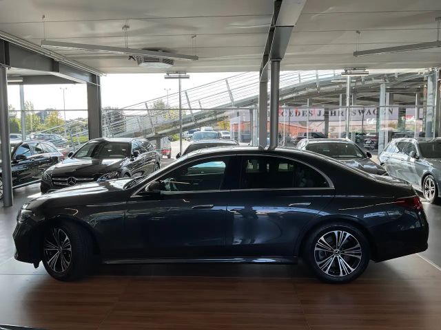 Mercedes-Benz E 450 4MATIC AVANTGARDE Sedan