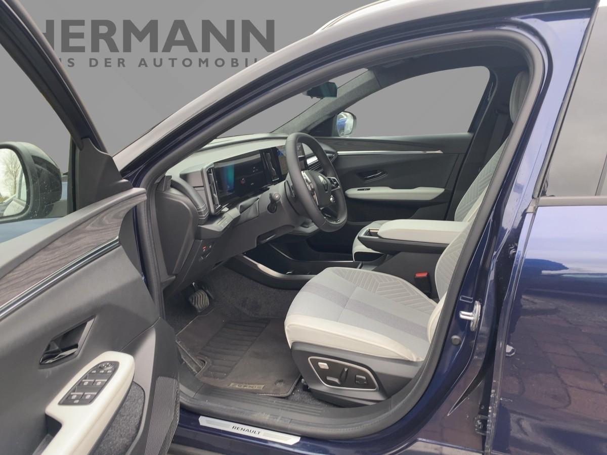 Renault Scenic E-Tech Iconic