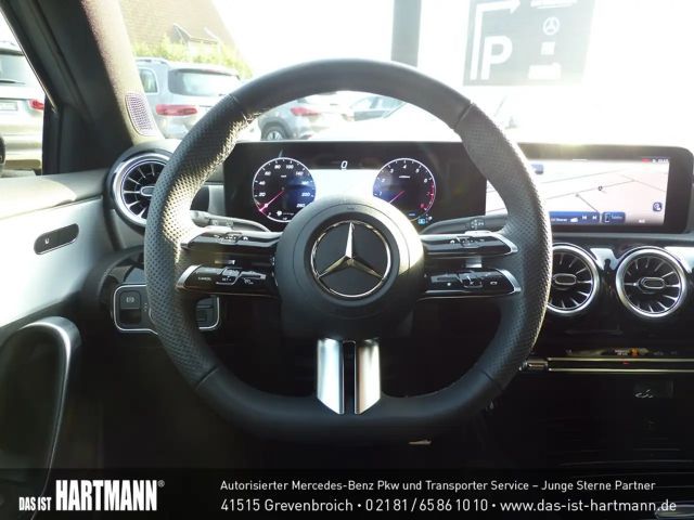 Mercedes-Benz A 200 AMG Line