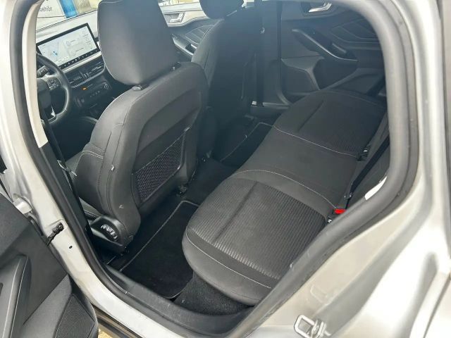 Ford Focus Titanium Wagon