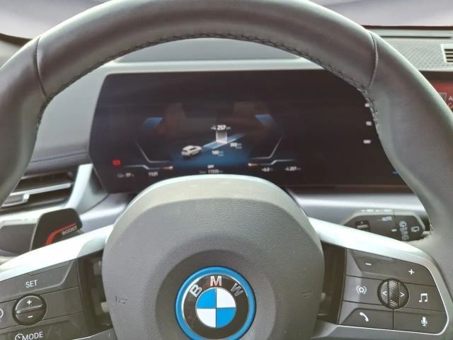 BMW iX1 eDrive20