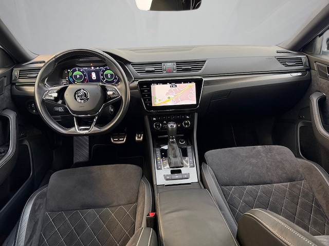 Skoda Superb Combi Sportline iV