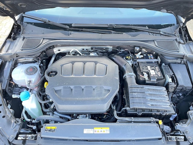 Volkswagen Golf 2.0 TSI Golf VIII