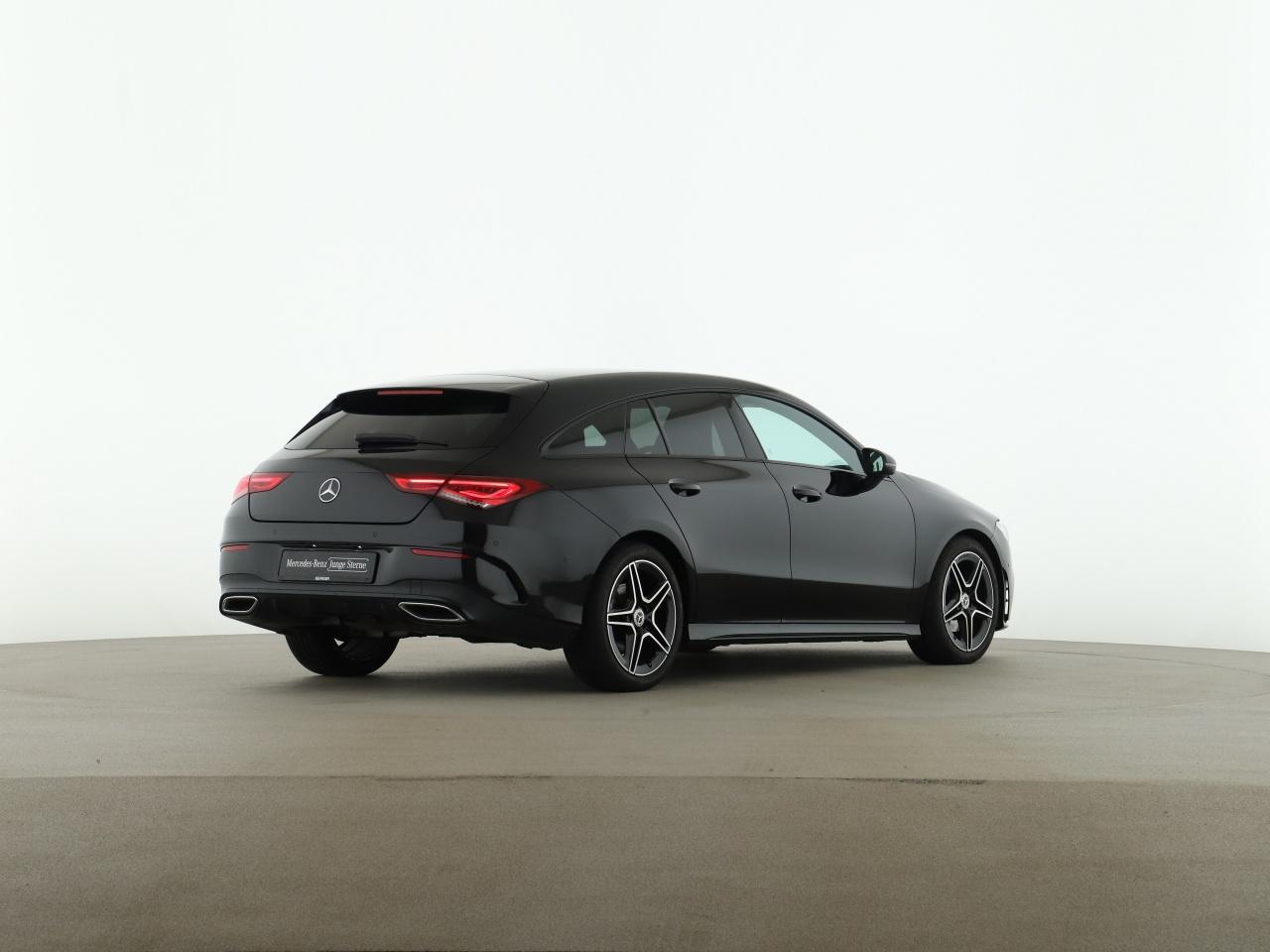 Mercedes-Benz CLA 200 AMG Line Shooting Brake