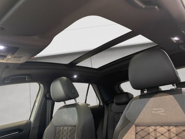 Volkswagen T-Roc 1.5 TSI DSG R-Line