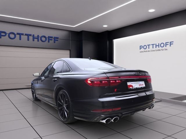 Audi S8 Quattro