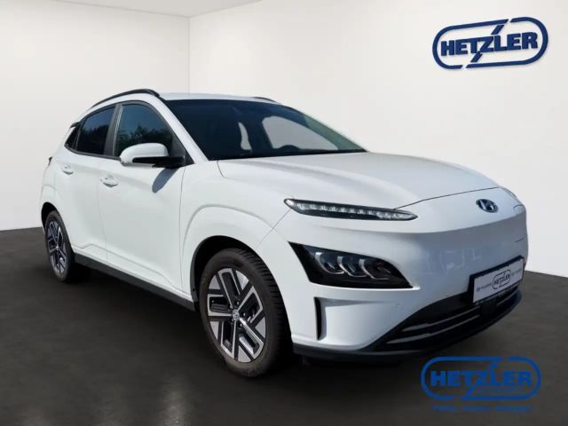Hyundai Kona 2WD Trend
