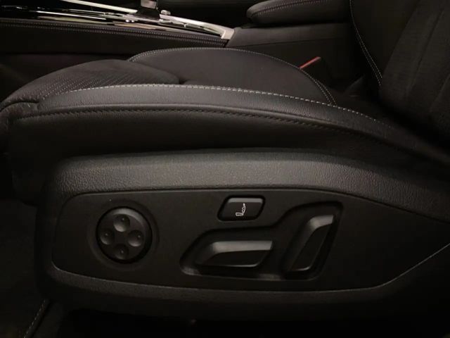 Audi A4 40 TFSI Quattro S-Line