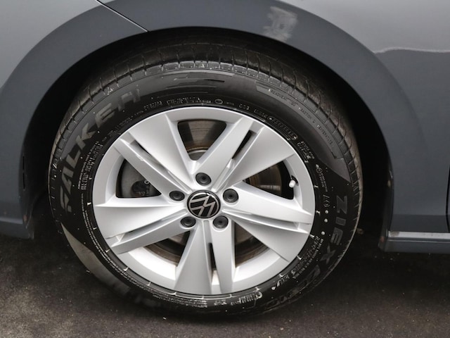 Volkswagen Golf 2.0 TDI DSG Life Variant