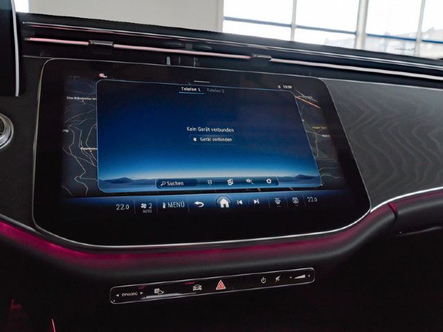 Mercedes-Benz E 200 Sedan