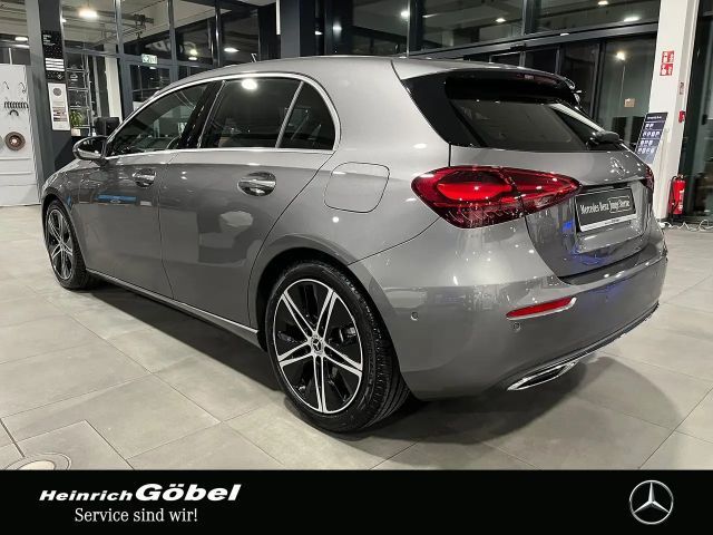 Mercedes-Benz A 220 4MATIC Progressive