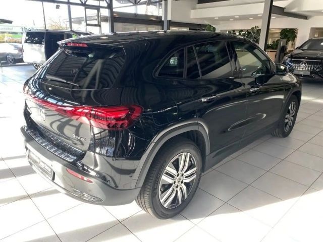 Mercedes-Benz EQA 350 4MATIC Electric Art