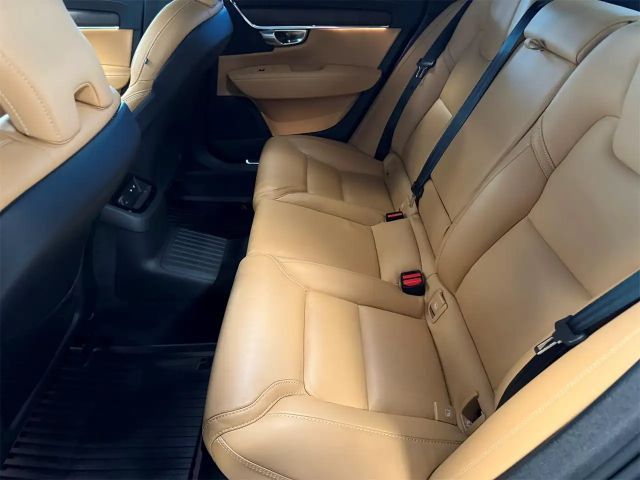 Volvo S90 AWD Dark Plus Recharge T8