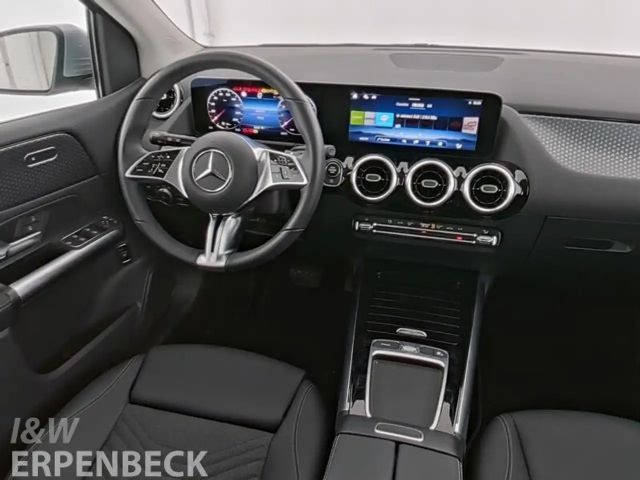Mercedes-Benz B 200 Progressive