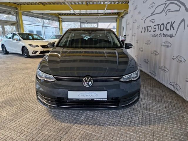 Volkswagen Golf 1.5 TSI