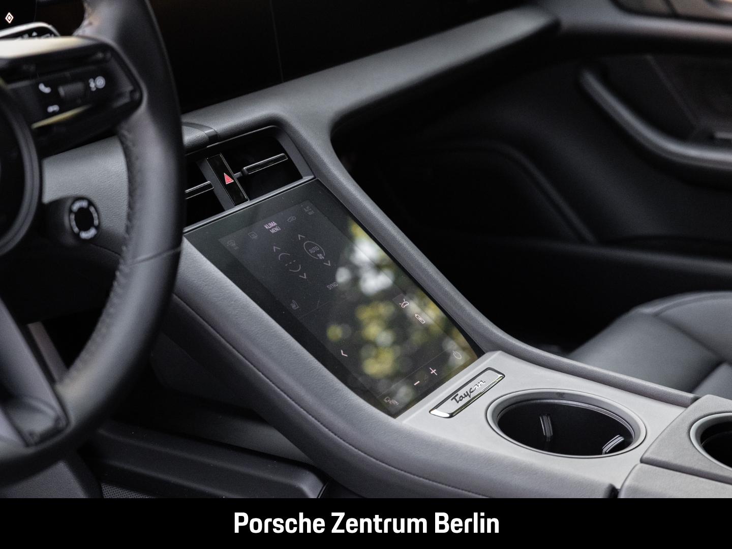 Porsche Taycan 4 Cross Turismo