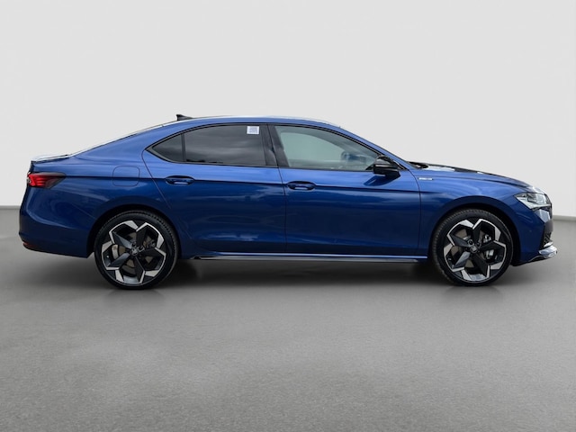 Skoda Superb Sportline iV