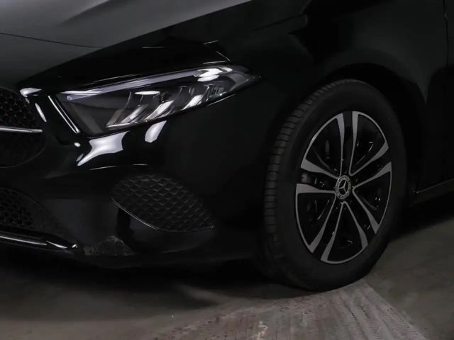Mercedes-Benz A 200 , 7G-DCT, Progr. Adv. Plus, Winter-Pak.,Rückkam...