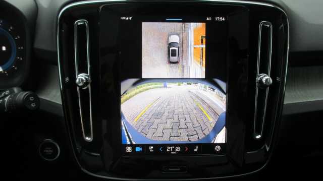 Volvo XC40 Dark Plus