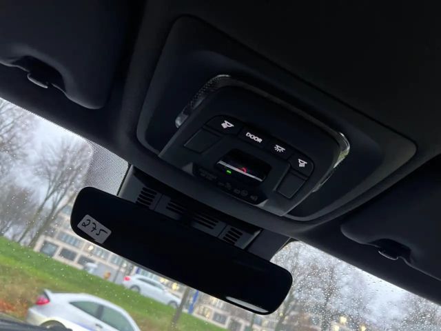 Toyota C-HR Hybride Team D Technik