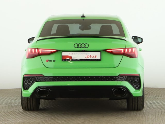 Audi RS3 Quattro S-Tronic Sedan