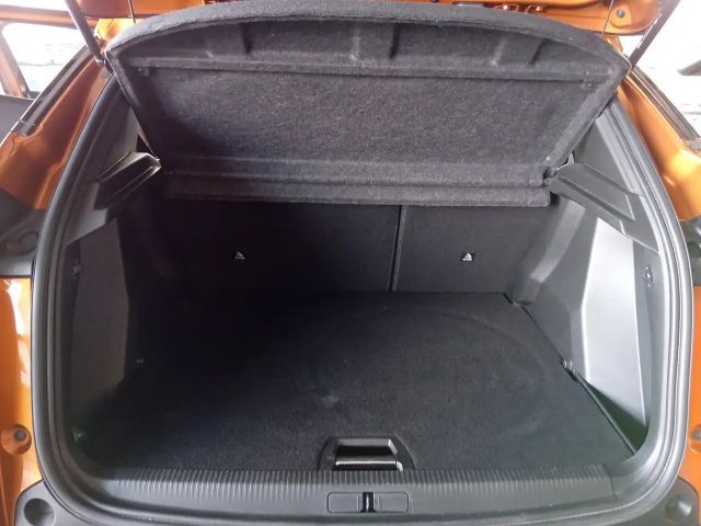 Peugeot E-2008 Allure Pack