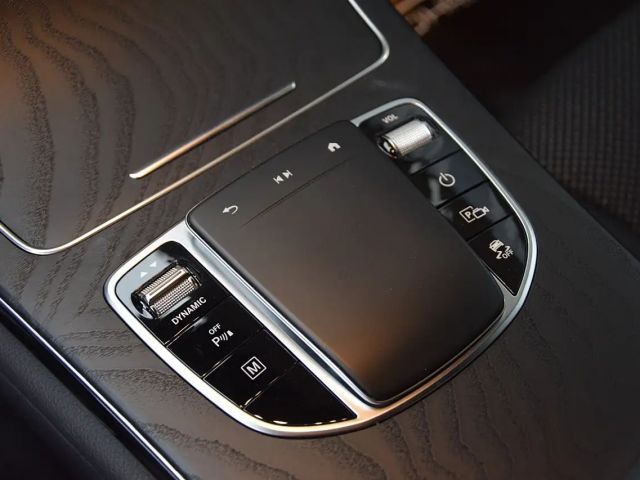 Mercedes-Benz GLC 300 4MATIC