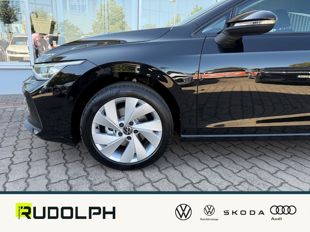 Volkswagen Golf 1.5 eTSI DSG Golf VIII