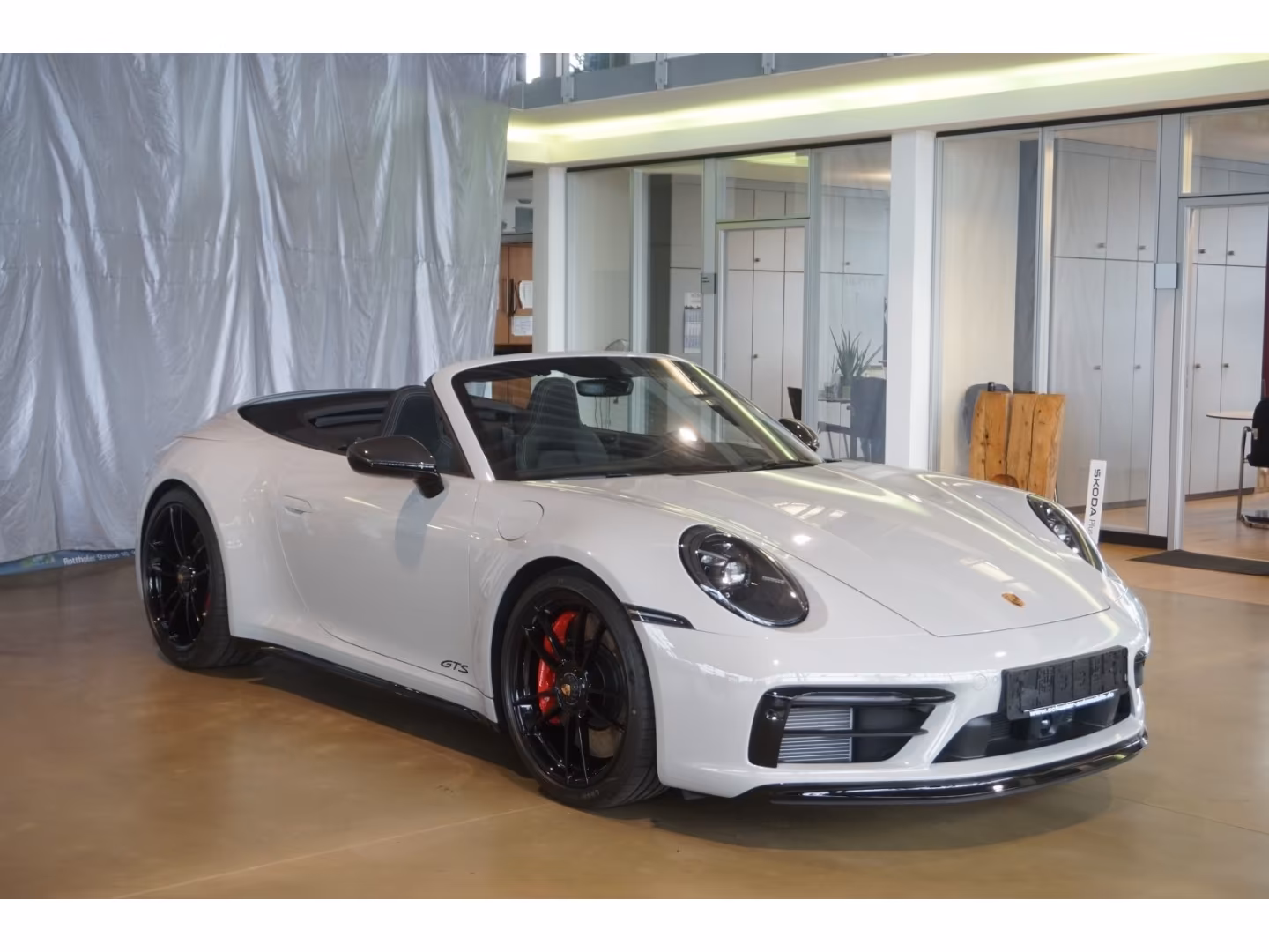 Porsche 911 4 Cabriolet Carrera GTS