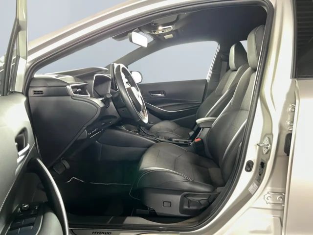 Toyota Corolla Hybride Team D