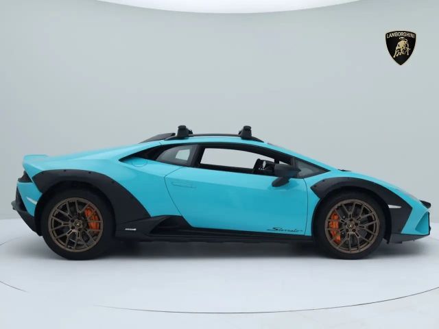 Lamborghini Huracan n Sterrato I BLU GLAUCO I AD PERSONAM